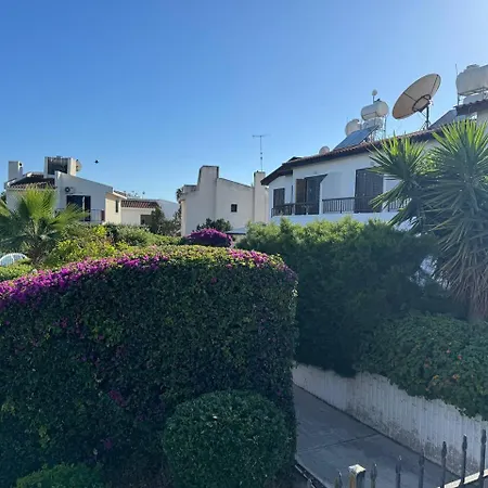 Apartament Margarita Gardens Pafos Zewnętrze zdjęcie